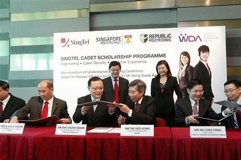 globe-singtel scholarship
